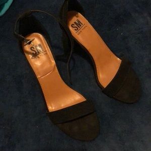 Womens black heeled sandals